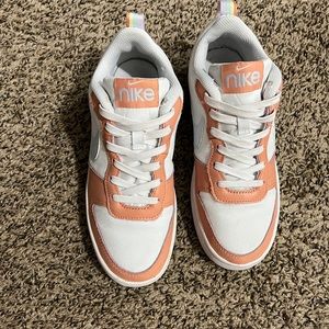 Nike Court Borough Low